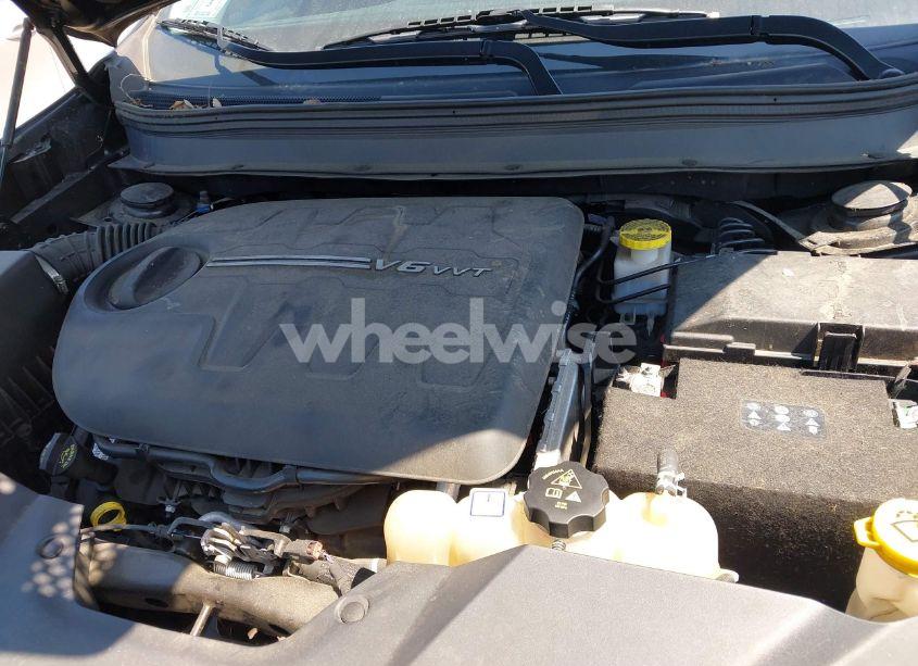 Photo 9 of 2019 Jeep Cherokee LIMITED 4X4 (VIN 1C4PJMDX2KD417030)