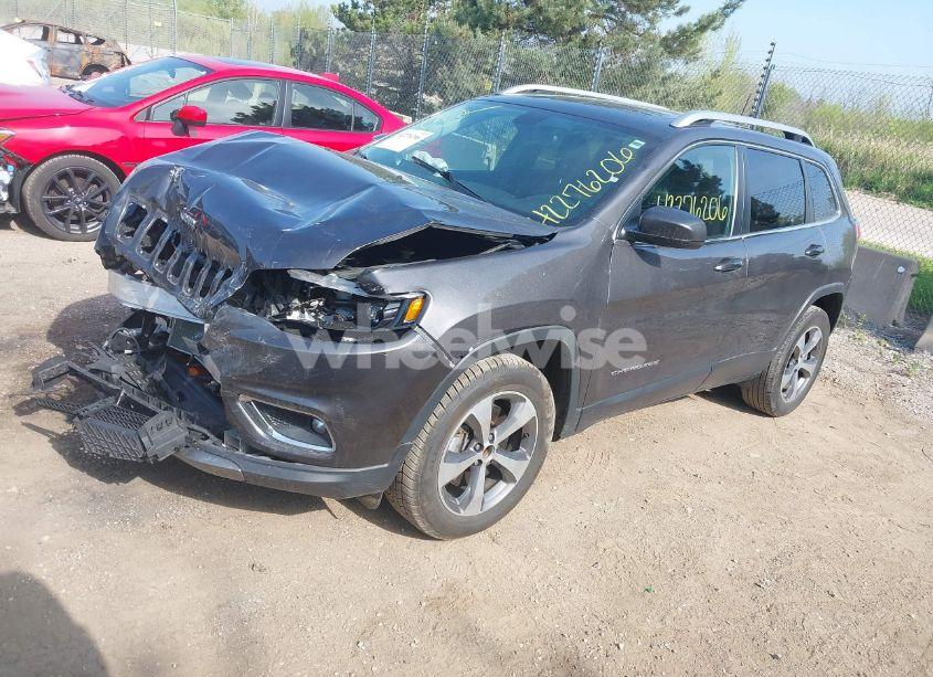 Photo 2 of 2019 Jeep Cherokee LIMITED 4X4 (VIN 1C4PJMDX2KD463523)