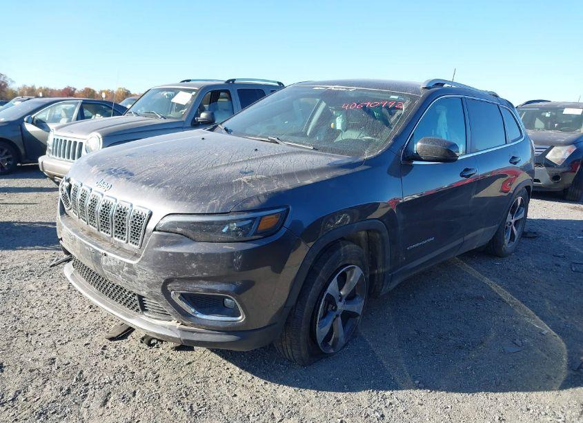 Photo 2 of 2020 Jeep Cherokee LIMITED 4X4 (VIN 1C4PJMDX2LD566555)