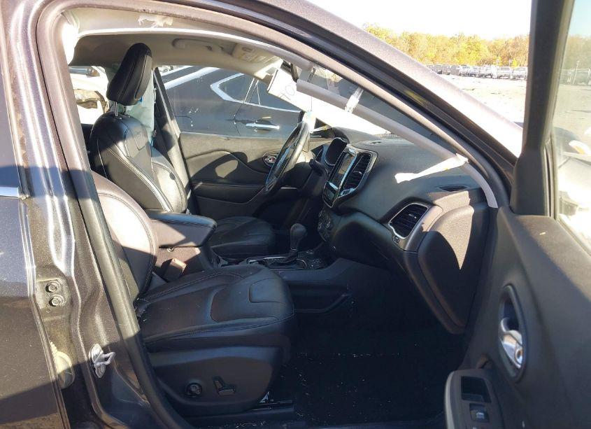 Photo 5 of 2020 Jeep Cherokee LIMITED 4X4 (VIN 1C4PJMDX2LD566555)