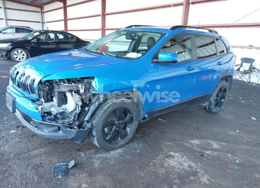 Photo 2 of 2018 Jeep Cherokee LIMITED 4X4 (VIN 1C4PJMDX3JD575794)