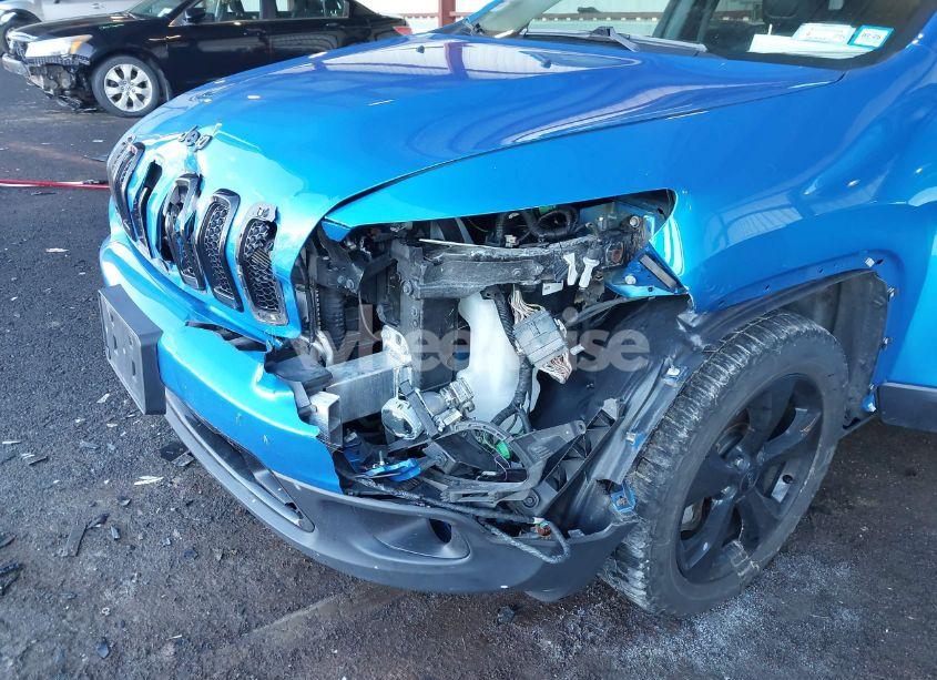 Photo 6 of 2018 Jeep Cherokee LIMITED 4X4 (VIN 1C4PJMDX3JD575794)