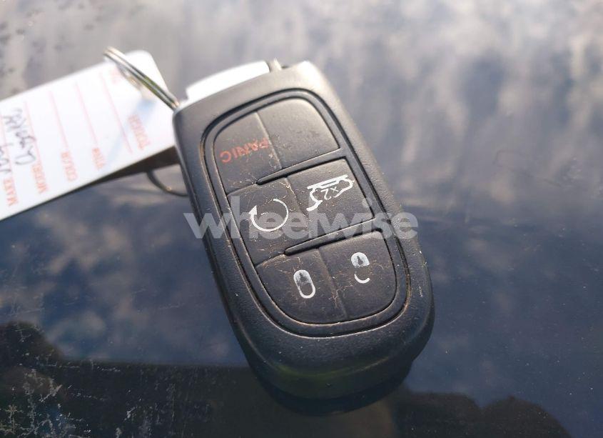 Photo 11 of 2019 Jeep Cherokee LIMITED 4X4 (VIN 1C4PJMDX3KD342810)