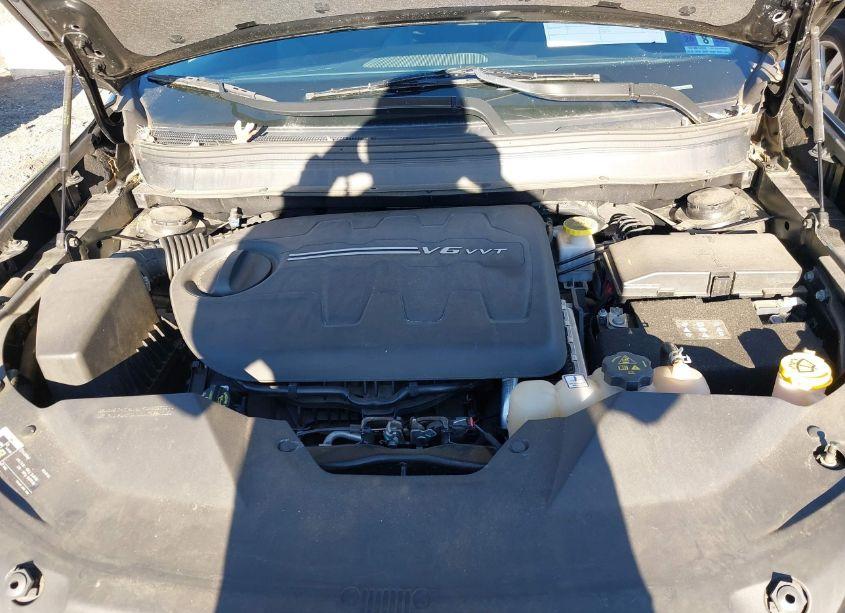 Photo 10 of 2019 Jeep Cherokee LIMITED 4X4 (VIN 1C4PJMDX3KD360126)