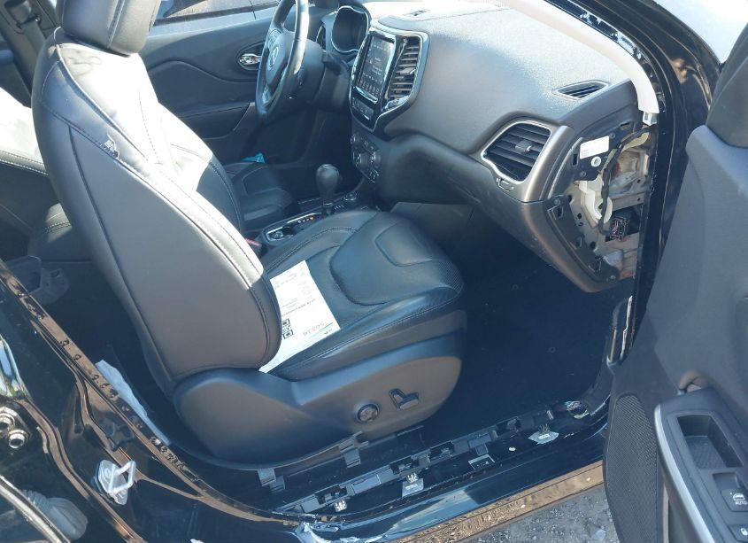 Photo 5 of 2019 Jeep Cherokee LIMITED 4X4 (VIN 1C4PJMDX3KD360126)