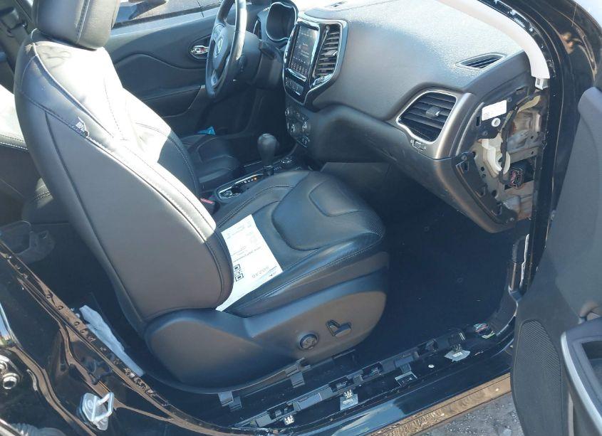 Photo 8 of 2019 Jeep Cherokee LIMITED 4X4 (VIN 1C4PJMDX3KD360126)