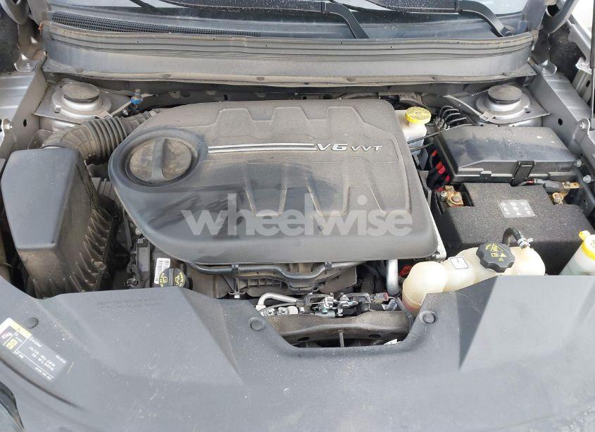 Photo 10 of 2019 Jeep Cherokee LIMITED 4X4 (VIN 1C4PJMDX3KD423614)