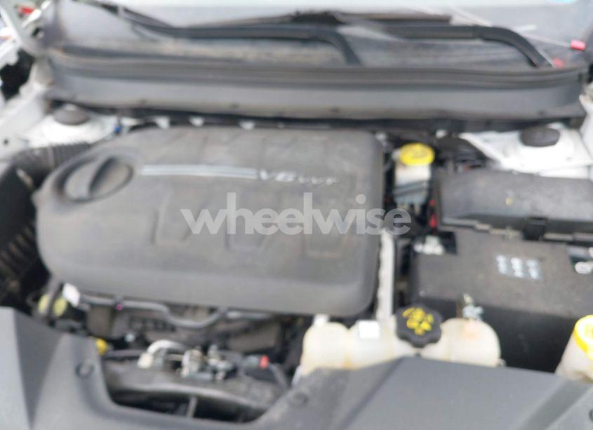 Photo 10 of 2019 Jeep Cherokee LIMITED 4X4 (VIN 1C4PJMDX3KD441353)