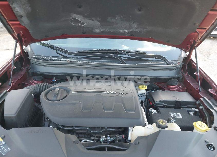 Photo 10 of 2019 Jeep Cherokee LIMITED 4X4 (VIN 1C4PJMDX3KD471744)