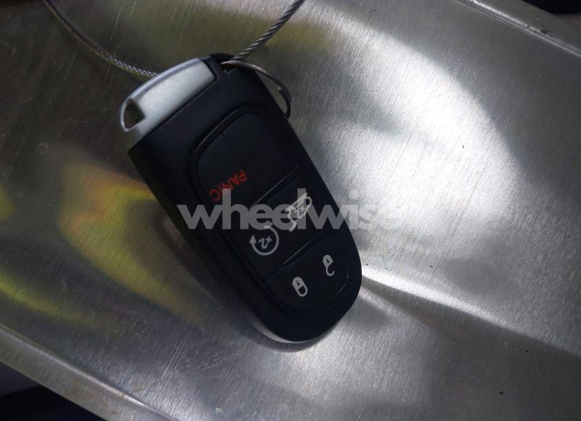 Photo 11 of 2020 Jeep Cherokee LIMITED 4X4 (VIN 1C4PJMDX3LD531197)