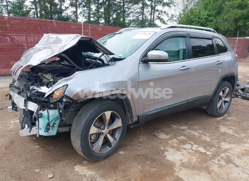 Photo 2 of 2020 Jeep Cherokee LIMITED 4X4 (VIN 1C4PJMDX3LD531197)