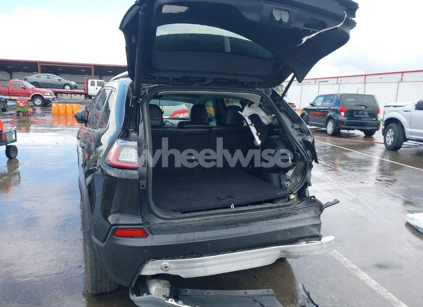 Photo 3 of 2020 Jeep Cherokee LIMITED 4X4 (VIN 1C4PJMDX3LD578309)