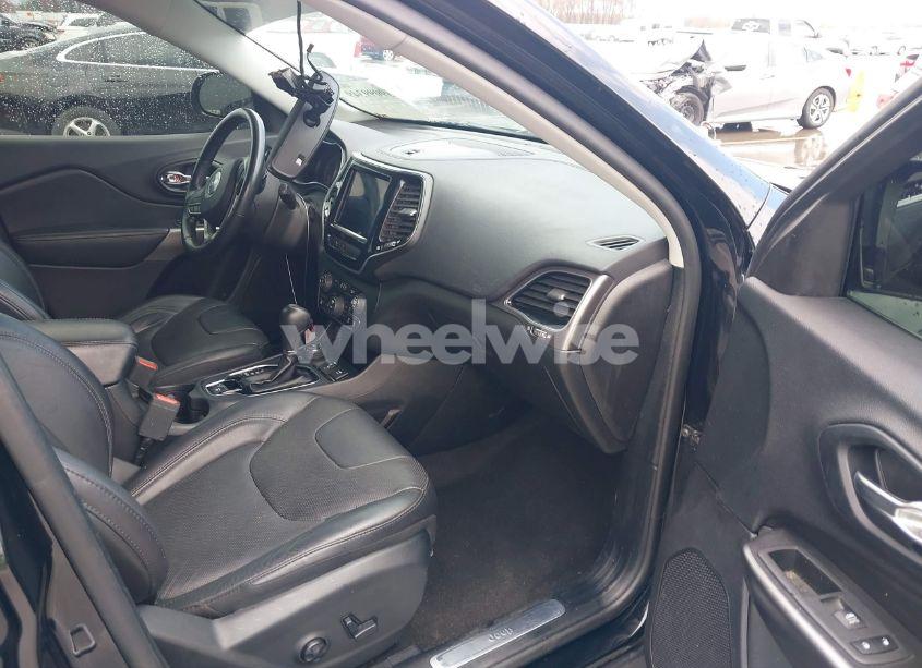 Photo 5 of 2020 Jeep Cherokee LIMITED 4X4 (VIN 1C4PJMDX3LD578309)