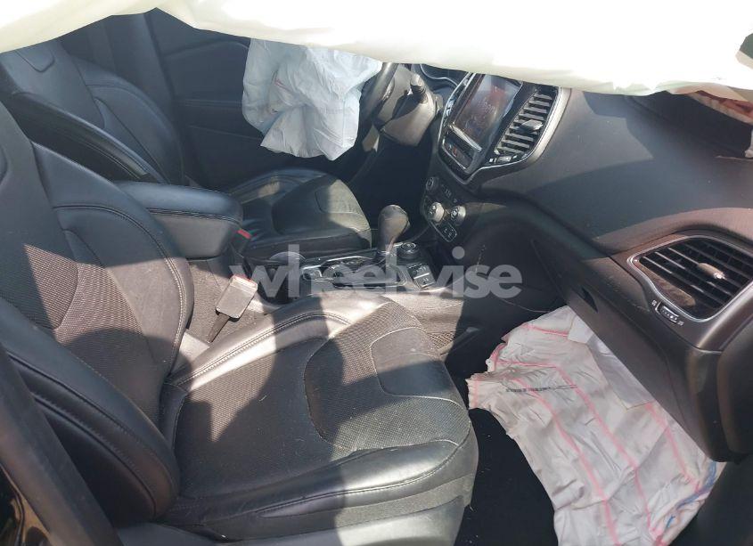 Photo 5 of 2020 Jeep Cherokee LIMITED 4X4 (VIN 1C4PJMDX3LD605220)