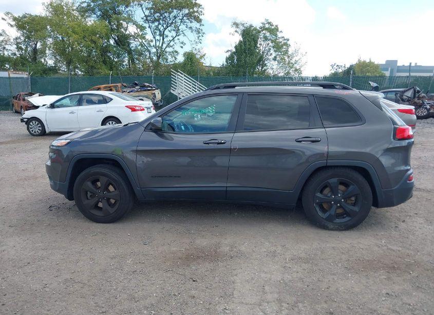 Photo 14 of 2018 Jeep Cherokee LIMITED 4X4 (VIN 1C4PJMDX4JD532517)