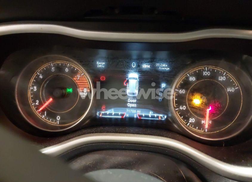 Photo 7 of 2018 Jeep Cherokee LIMITED (VIN 1C4PJMDX4JD593043)