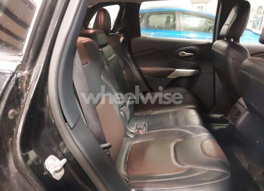 Photo 8 of 2018 Jeep Cherokee LIMITED (VIN 1C4PJMDX4JD593043)