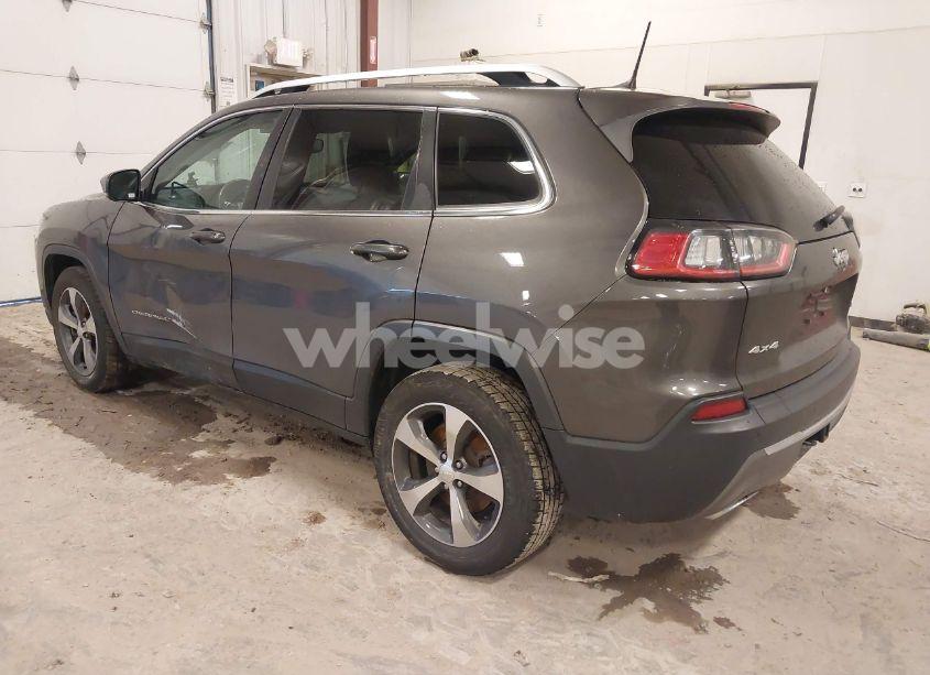 Photo 3 of 2019 Jeep Cherokee LIMITED (VIN 1C4PJMDX4KD133303)