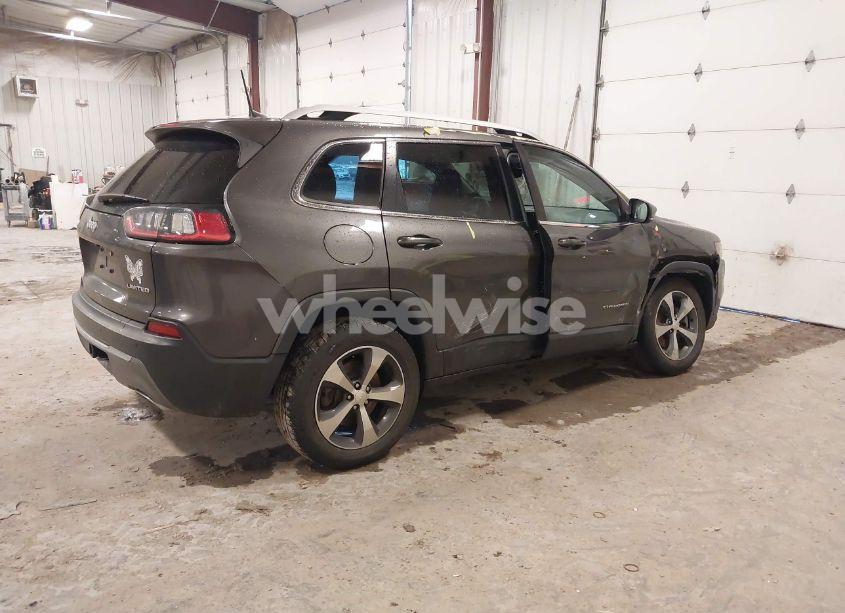 Photo 4 of 2019 Jeep Cherokee LIMITED (VIN 1C4PJMDX4KD133303)