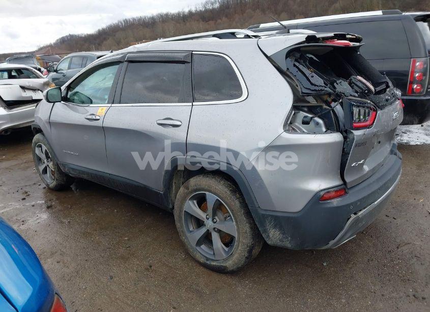 Photo 3 of 2019 Jeep Cherokee LIMITED 4X4 (VIN 1C4PJMDX4KD256387)