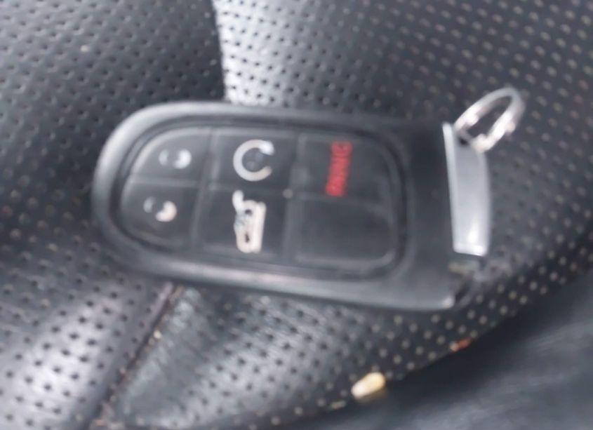 Photo 11 of 2019 Jeep Cherokee LIMITED 4X4 (VIN 1C4PJMDX4KD282827)