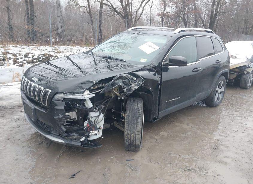 Photo 2 of 2019 Jeep Cherokee LIMITED 4X4 (VIN 1C4PJMDX4KD282827)