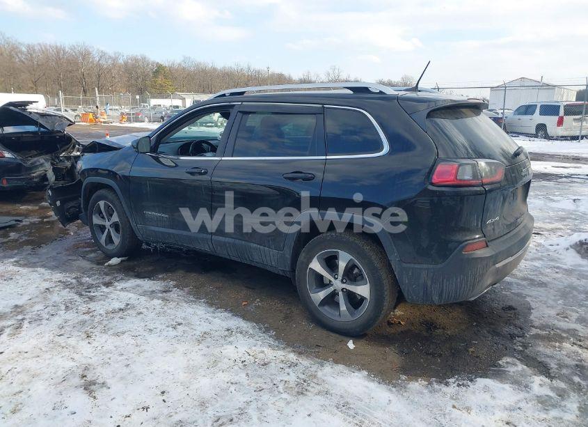 Photo 3 of 2019 Jeep Cherokee LIMITED 4X4 (VIN 1C4PJMDX4KD303952)