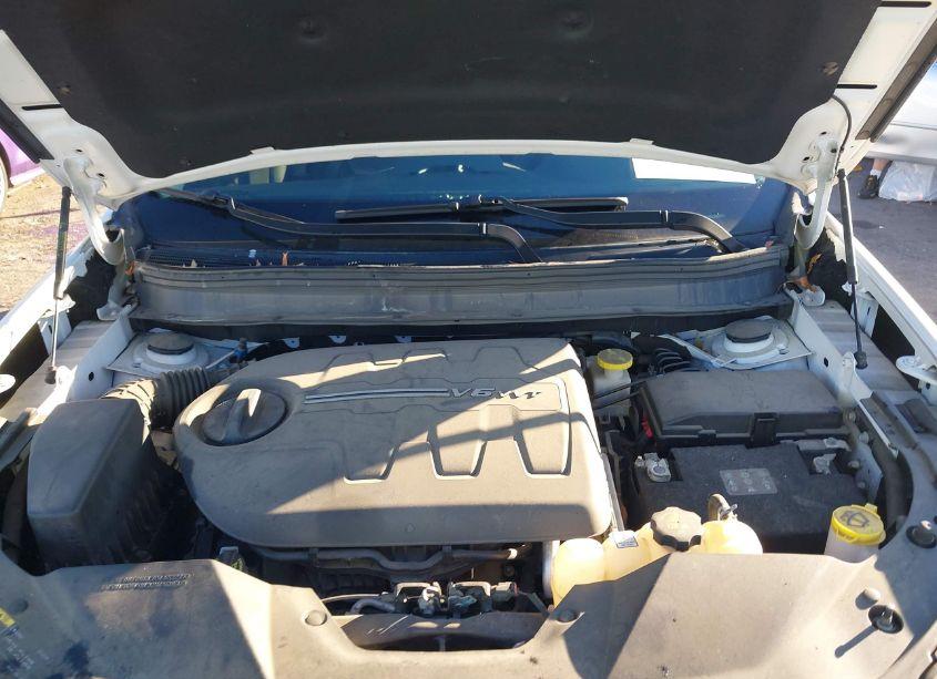 Photo 10 of 2019 Jeep Cherokee LIMITED 4X4 (VIN 1C4PJMDX4KD350110)