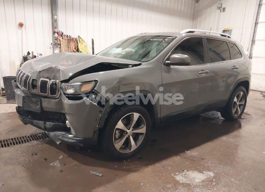 Photo 2 of 2020 Jeep Cherokee LIMITED 4X4 (VIN 1C4PJMDX4LD614072)