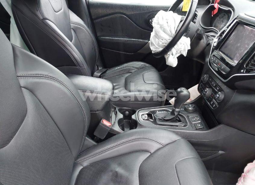 Photo 5 of 2021 Jeep Cherokee LIMITED 4X4 (VIN 1C4PJMDX4MD124071)