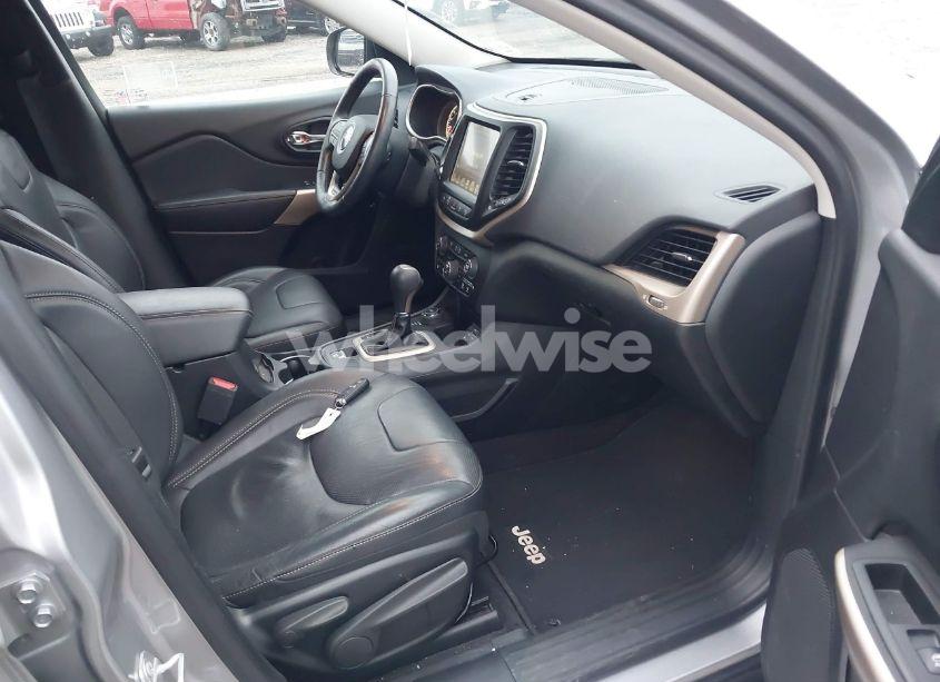 Photo 5 of 2018 Jeep Cherokee LIMITED 4X4 (VIN 1C4PJMDX5JD580026)