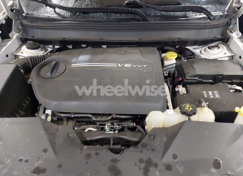 Photo 10 of 2019 Jeep Cherokee LIMITED 4X4 (VIN 1C4PJMDX5KD237606)