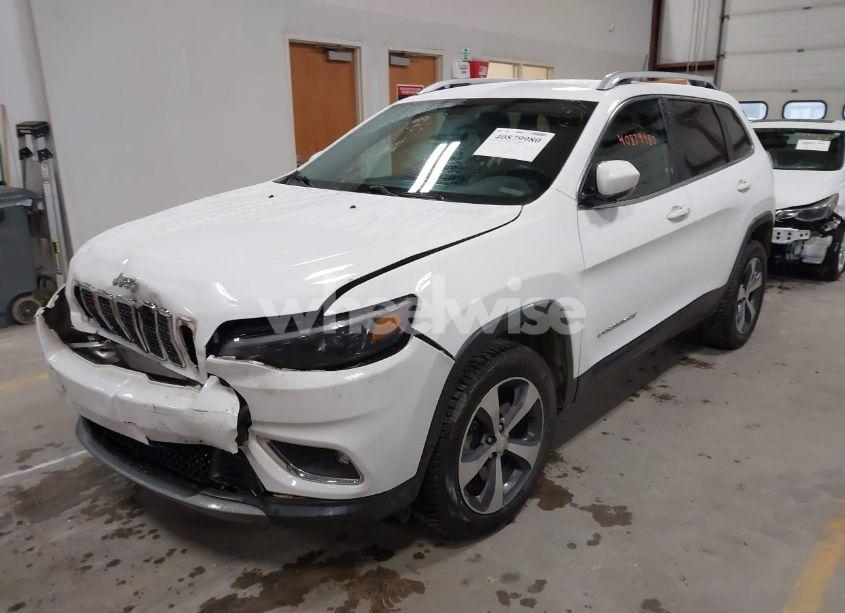 Photo 2 of 2019 Jeep Cherokee LIMITED 4X4 (VIN 1C4PJMDX5KD237606)