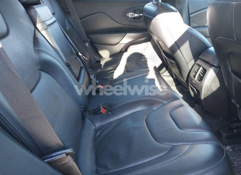 Photo 8 of 2019 Jeep Cherokee LIMITED 4X4 (VIN 1C4PJMDX5KD373914)
