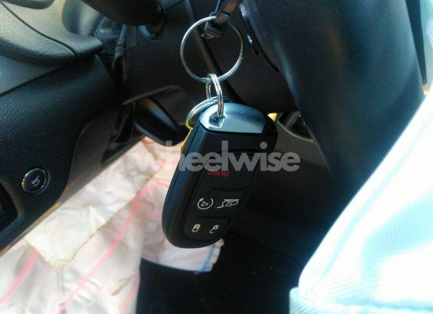 Photo 11 of 2019 Jeep Cherokee HIGH ALTITUDE 4X4 (VIN 1C4PJMDX5KD383522)