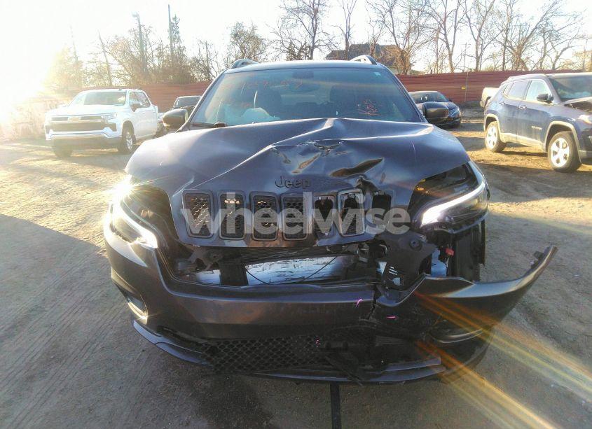 Photo 6 of 2019 Jeep Cherokee HIGH ALTITUDE 4X4 (VIN 1C4PJMDX5KD383522)