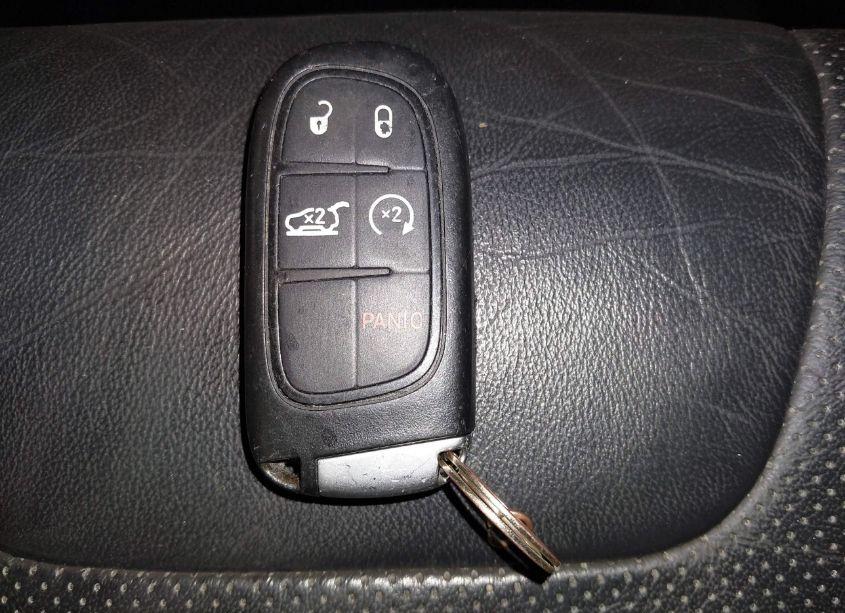 Photo 11 of 2020 Jeep Cherokee HIGH ALTITUDE 4X4 (VIN 1C4PJMDX5LD520640)