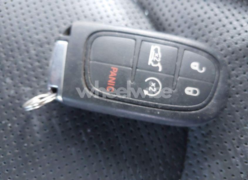 Photo 11 of 2020 Jeep Cherokee LIMITED 4X4 (VIN 1C4PJMDX5LD608670)