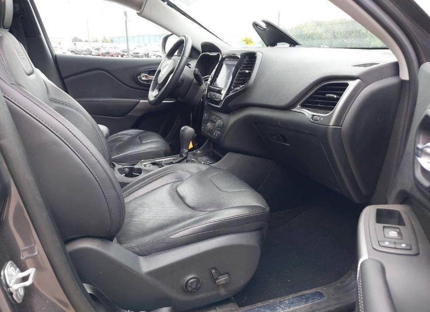 Photo 5 of 2019 Jeep Cherokee LIMITED 4X4 (VIN 1C4PJMDX6KD134730)