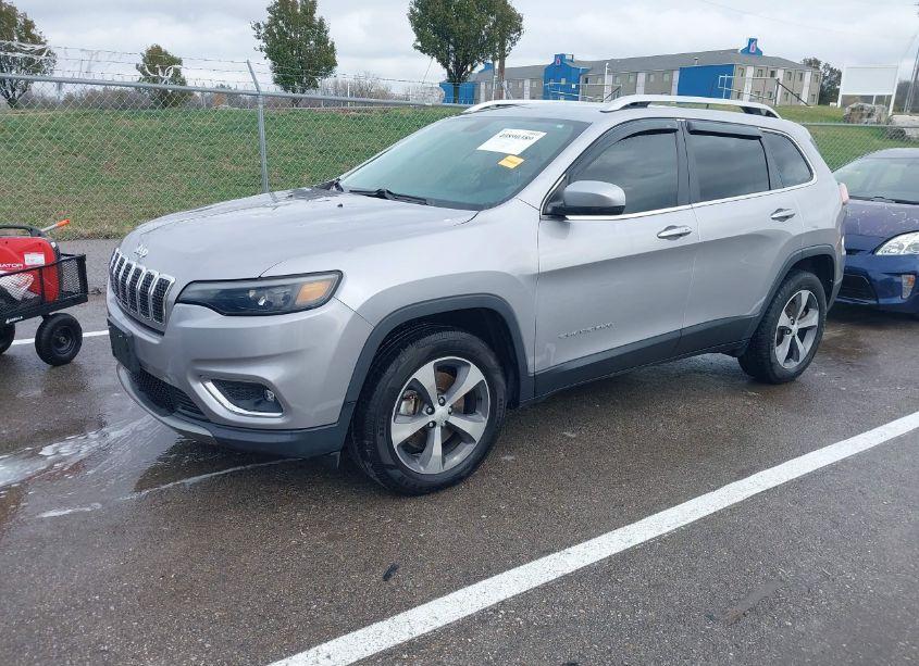Photo 2 of 2019 Jeep Cherokee LIMITED 4X4 (VIN 1C4PJMDX6KD155674)
