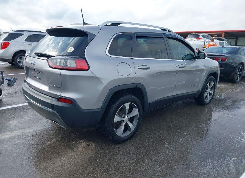 Photo 4 of 2019 Jeep Cherokee LIMITED 4X4 (VIN 1C4PJMDX6KD155674)