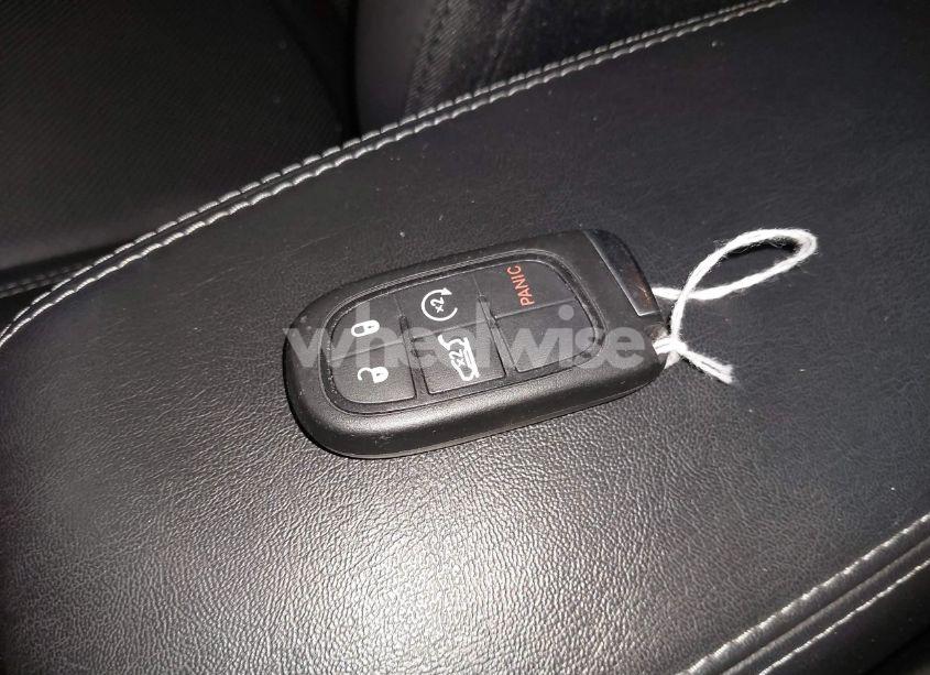 Photo 11 of 2019 Jeep Cherokee LIMITED 4X4 (VIN 1C4PJMDX6KD159241)