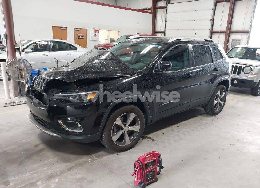 Photo 2 of 2019 Jeep Cherokee LIMITED 4X4 (VIN 1C4PJMDX6KD159241)