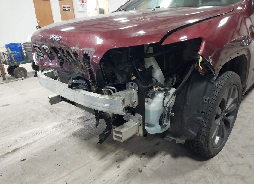 Photo 18 of 2019 Jeep Cherokee HIGH ALTITUDE 4X4 (VIN 1C4PJMDX6KD354045)