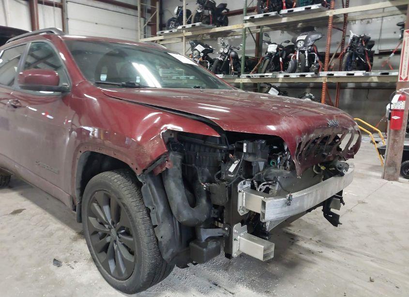 Photo 19 of 2019 Jeep Cherokee HIGH ALTITUDE 4X4 (VIN 1C4PJMDX6KD354045)
