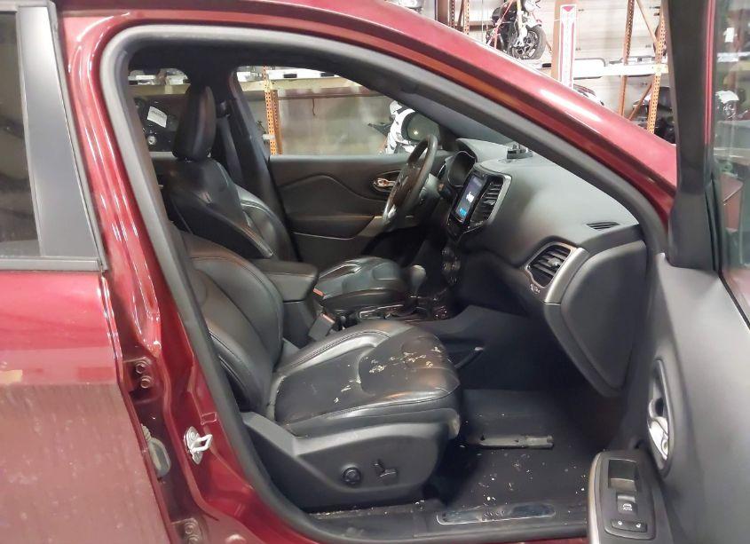 Photo 5 of 2019 Jeep Cherokee HIGH ALTITUDE 4X4 (VIN 1C4PJMDX6KD354045)