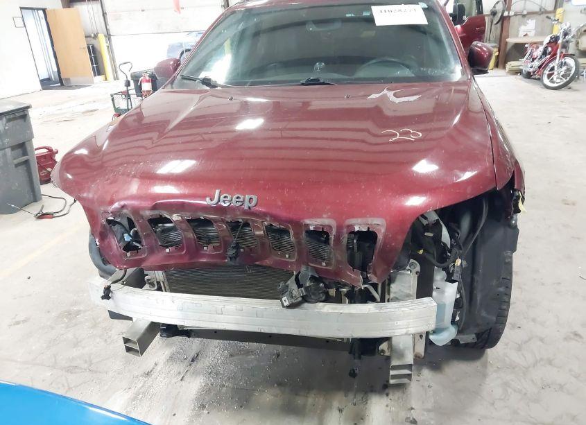 Photo 6 of 2019 Jeep Cherokee HIGH ALTITUDE 4X4 (VIN 1C4PJMDX6KD354045)