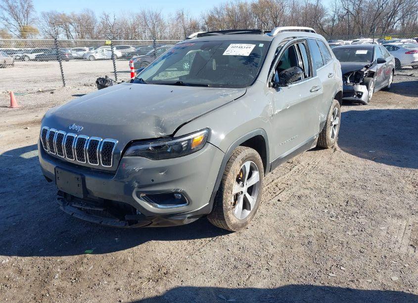 Photo 2 of 2019 Jeep Cherokee LIMITED 4X4 (VIN 1C4PJMDX6KD369550)