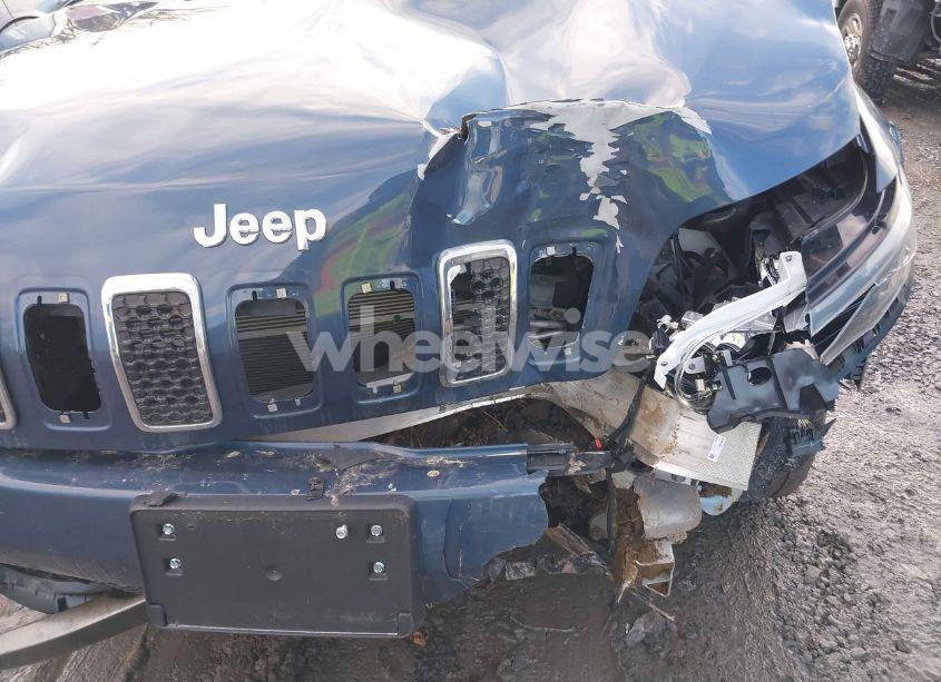 Photo 10 of 2019 Jeep Cherokee LIMITED 4X4 (VIN 1C4PJMDX6KD431111)