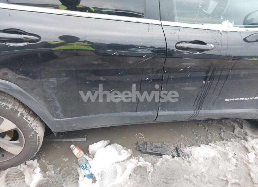 Photo 13 of 2020 Jeep Cherokee LIMITED 4X4 (VIN 1C4PJMDX6LD597095)